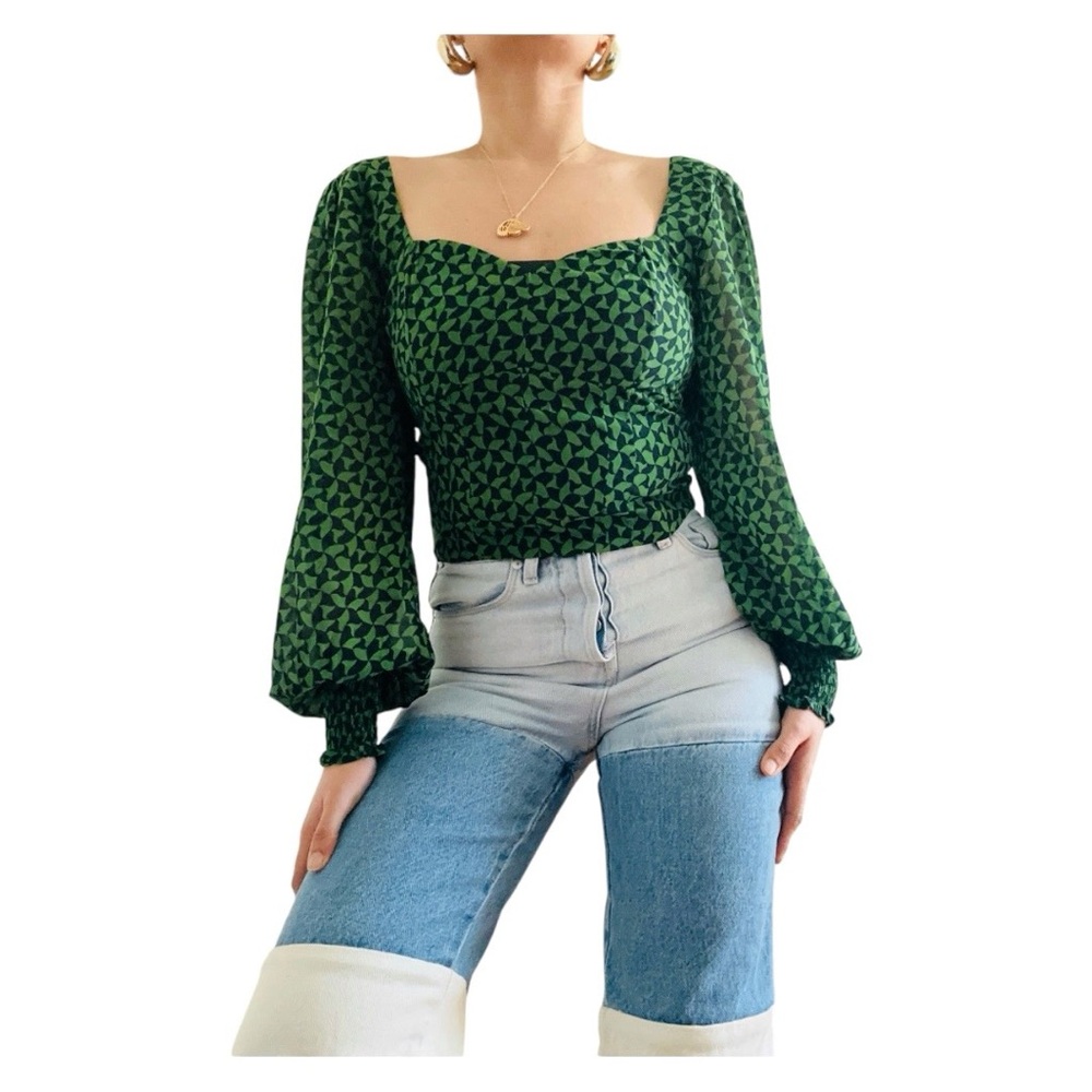 ★ NWT Abercrombie & Fitch long sleeve crop top - Green ★